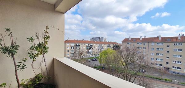 Appartement à vendre 3 pièces ERMONT (95)