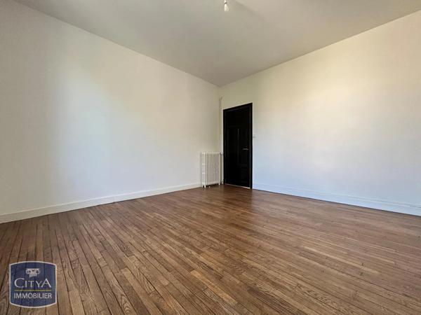 Appartement à louer 4 pièces 83.99m² Brive-la-Gaillarde (19100)