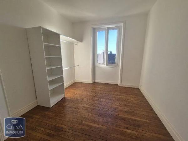 Appartement à louer 4 pièces 83.99m² Brive-la-Gaillarde (19100)