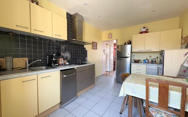 Appartement à vendre    3 pièces • 85 m2 Lunéville