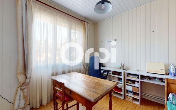 Maison à vendre    7 pièces • 198 m2 Bron