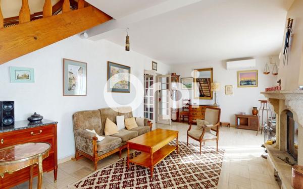 Maison à vendre    7 pièces • 198 m2 Bron