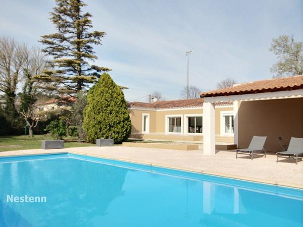 Maison Entraigues Sur La Sorgue 4 pièce(s) 201.50 m2 terrain constructible