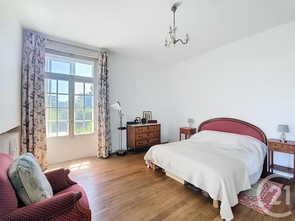 Maison à vendre  10 pièces - 294 m2 POITIERS - 86