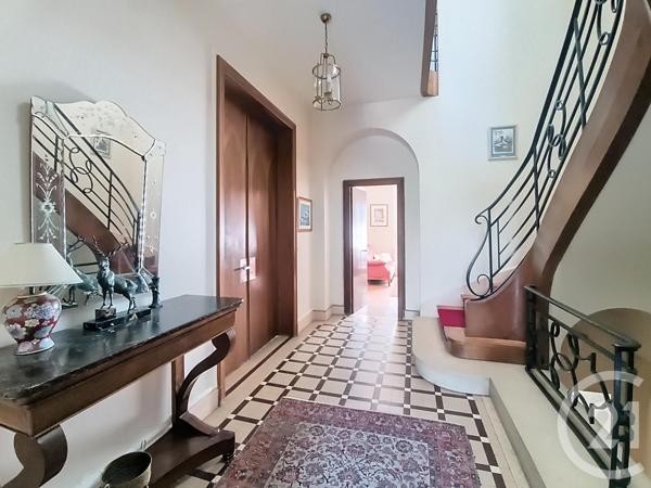 Maison à vendre  10 pièces - 294 m2 POITIERS - 86