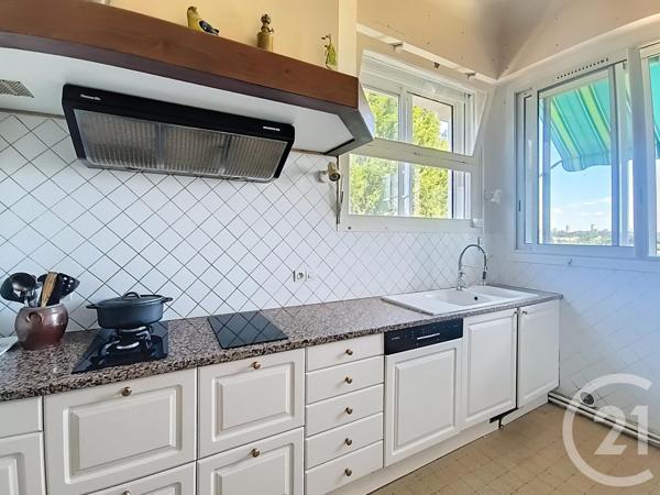 Maison à vendre  10 pièces - 294 m2 POITIERS - 86