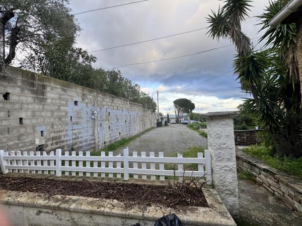 Furiani (20600) Furiani, Maison 2 pièces, 1 chambre, terrasse