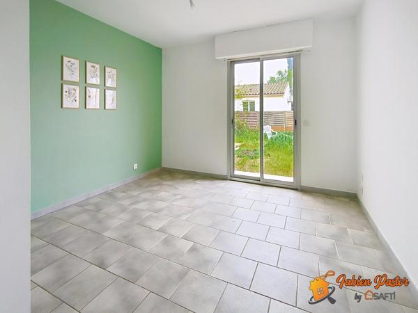 Maison plain-pied 5 pièces 140 m² + garage