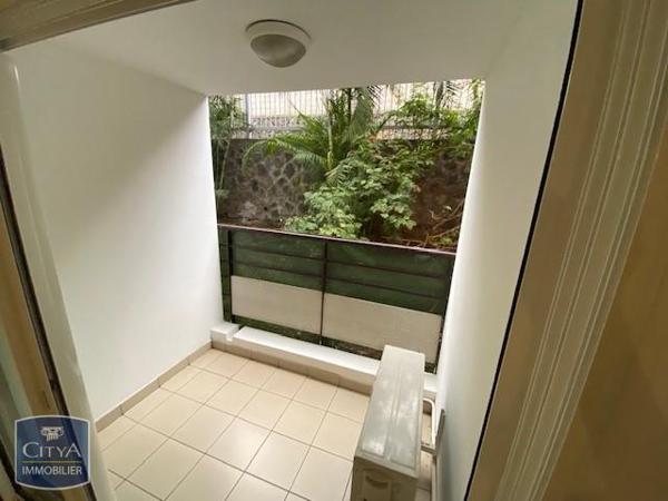 Appartement à louer 2 pièces 34.64m² La Possession (97419)
