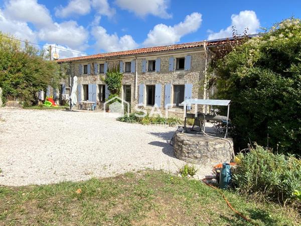 Belle longère rénovée 7ch , dépendances