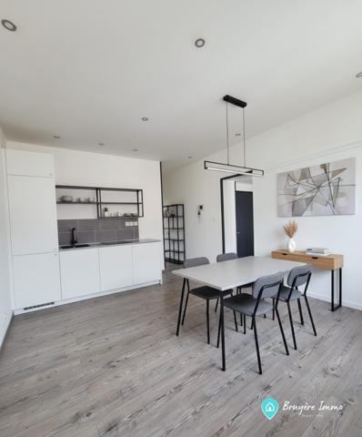 Duplex à vendre, 6 pièces - Saint-Michel 02830