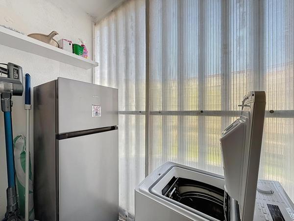 Appartement 3 pièces lumineux avec balcon, parking et cave