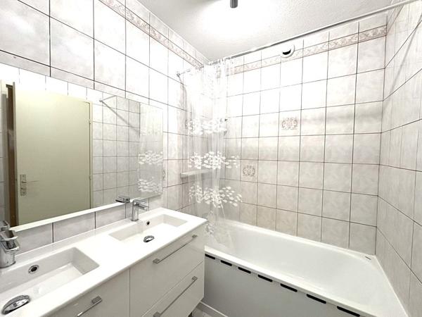 Appartement 3 pièces - 60 m² Exclusivité efficity