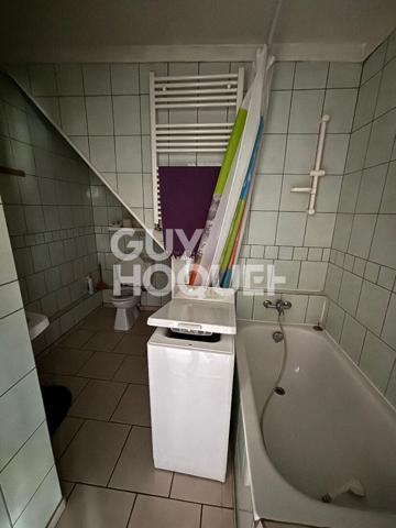 Studio meublé - 28.89m² - loyer toutes charges comprises