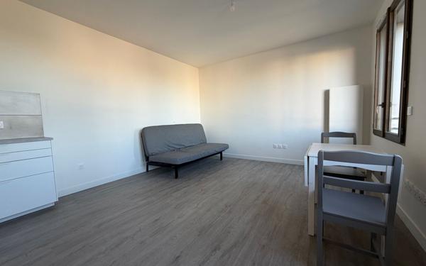 Appartement à louer    1 pièce • 30,23 m2 Noisy-le-Grand