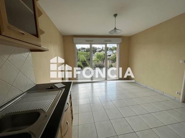 Location Studio 33.39 m² - 71/73/75 RUE DE LA FILATURES Laval 53000