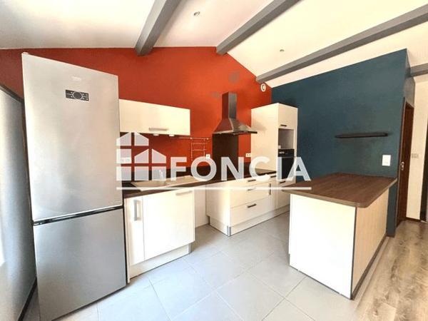 Location Appartement 2 pièces 57.68 m² - 39 RUE DE LA REPUBLIQUE L'houmeau 17137
