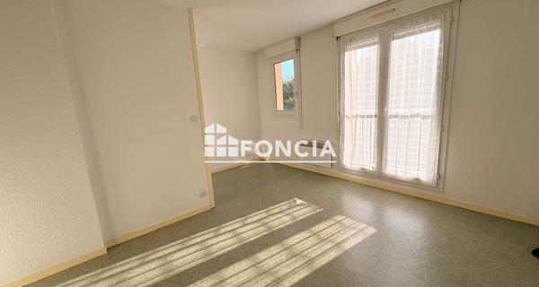 Location Studio 24.7 m² - Limoges 87000