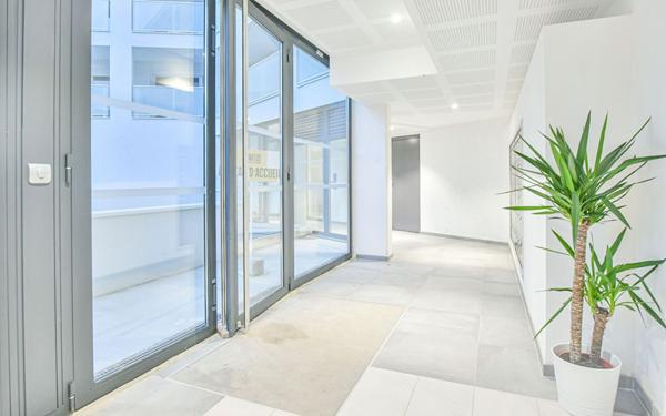 Appartement à vendre    4 pièces • 75,20 m2 Noisy-le-Sec