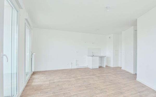 Appartement à vendre    4 pièces • 75,20 m2 Noisy-le-Sec