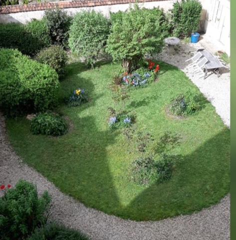 Appartement
                                                                                                                                                                                                                                                                                                                        5 pièce(s)                                                                                                                                                                                                          3 chambre(s)                                                                                                                                                                                                          112  m²