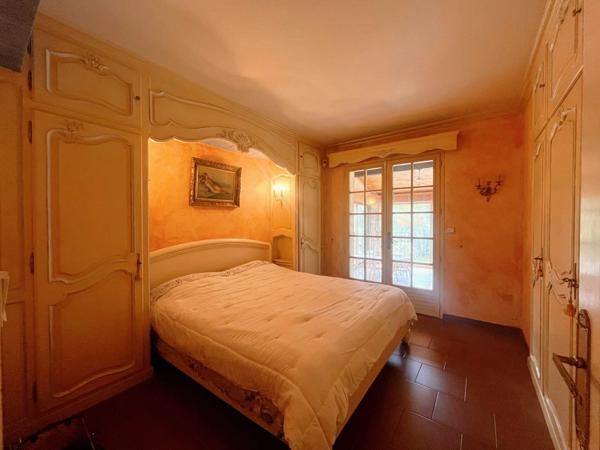 Mougins (06250) Mougins – Villa de prestige avec piscine