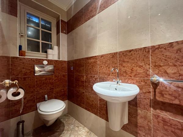 Mougins (06250) Mougins – Villa de prestige avec piscine