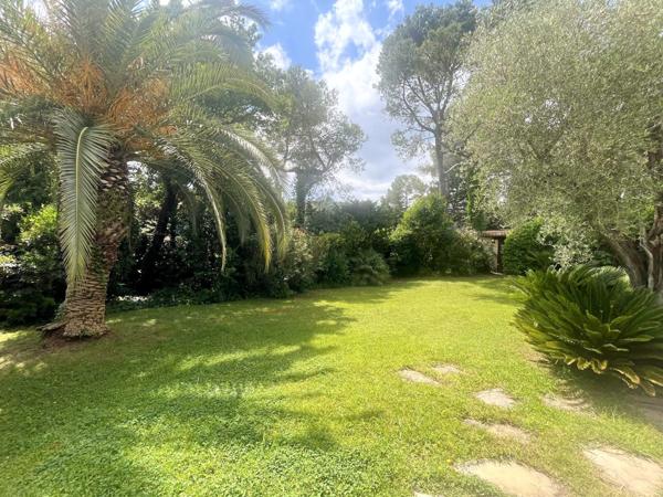 Mougins (06250) Mougins – Villa de prestige avec piscine