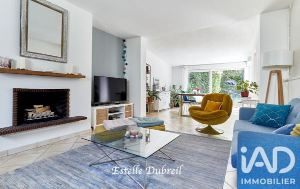Maison à vendre 6 pièces 125 m² Voisins-le-Bretonneux