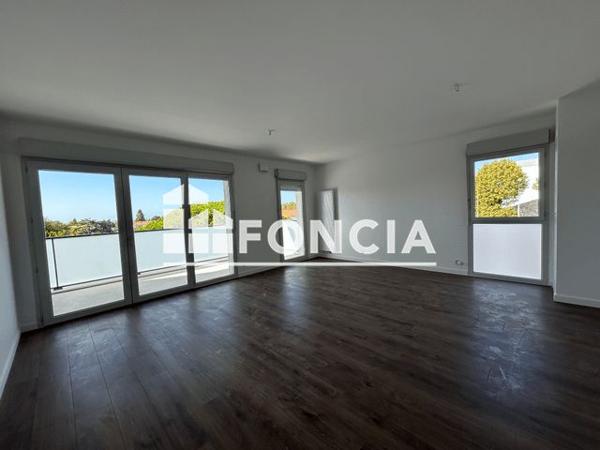 Location Appartement 4 pièces 77.42 m² - Aytre 17440