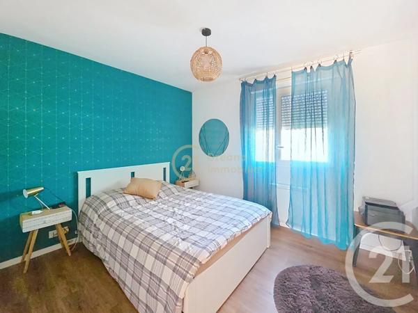 Appartement T2 à vendre  2 pièces - 42,90 m 2   ST MEEN LE GRAND  - 35