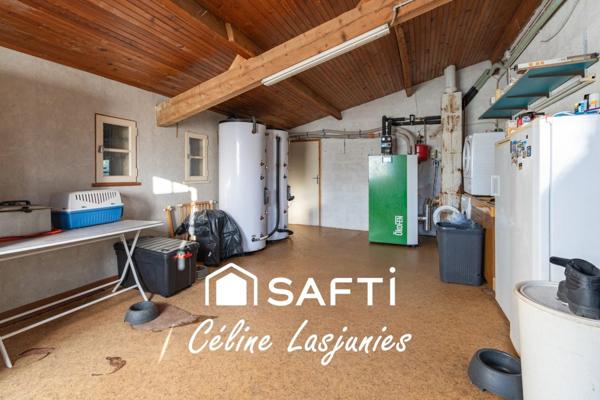 Maison avec vue imprenable, piscine et grand terrain à Monclar – Charme, espace et tranquillité