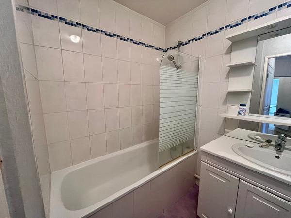 Appartement à louer Pontivy : 3 pièces, 59m² avec 2 chambre(s) à 720€ - AJP Immobilier Pontivy