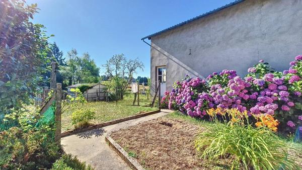 Maison de village à rénover – Jardin, garage, atelier