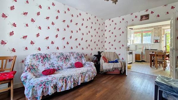 Maison de village à rénover – Jardin, garage, atelier