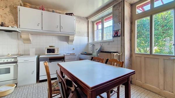 Maison de village à rénover – Jardin, garage, atelier