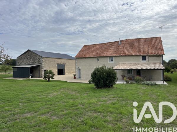 Maison à vendre 7 pièces 220 m² Paizay-le-Sec