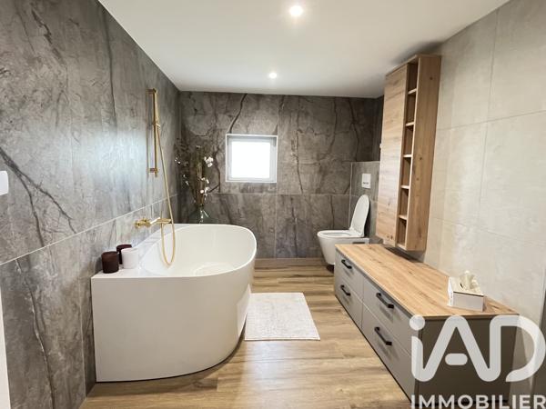 Maison à vendre 7 pièces 220 m² Paizay-le-Sec
