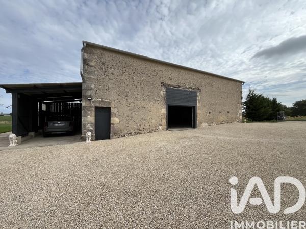 Maison à vendre 7 pièces 220 m² Paizay-le-Sec