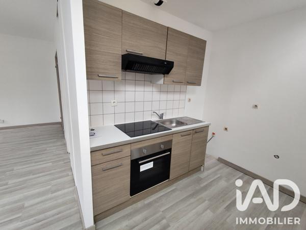 Location appartement 3 pièces 55,56 m² Béthune