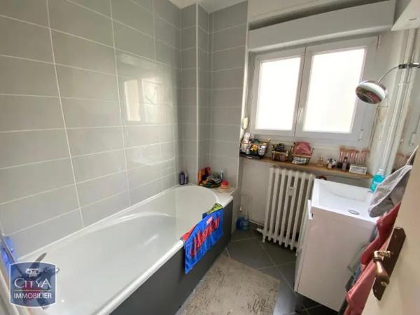 Appartement à louer 3 pièces 58.02m²