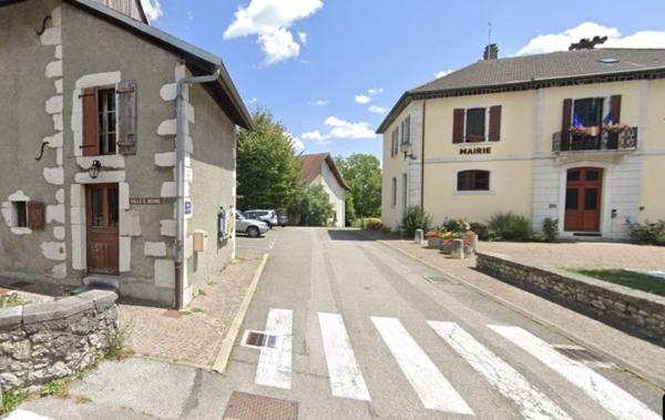 Vente Appartement P2 VILLAGE AUTHENTIQUE Saint-genis-pouilly   