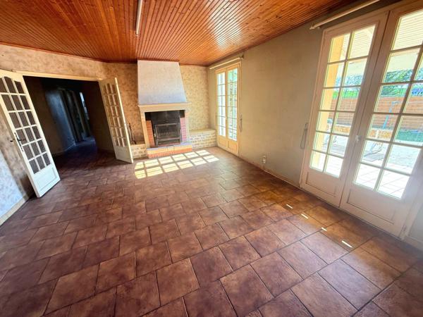 Maison  5 pièce(s)  3 chambre(s)  102 m²