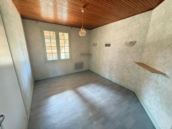 Maison  5 pièce(s)  3 chambre(s)  102 m²