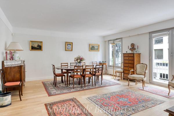 Marché Poncelet - Appartement familial - 5 pièces - Parking