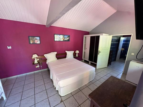 Spécial investisseur avisé, vente de l’hôtel restaurants La Chaumière m, fonds et immobiliers idéalement situés à Matoury, près de Cayenne