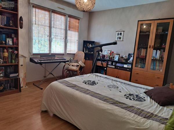 Maison à vendre à La Suze-sur-Sarthe dans la Sarthe (72210), ref : 72006-678