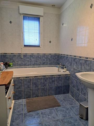 Maison à vendre à La Suze-sur-Sarthe dans la Sarthe (72210), ref : 72006-678