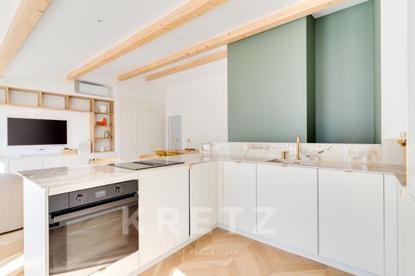 Marseille 1er - duplex rénové avec terrasse