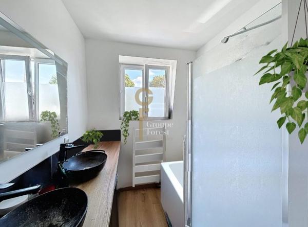 Maison mitoyenne 2 côtés Hem 77 m²